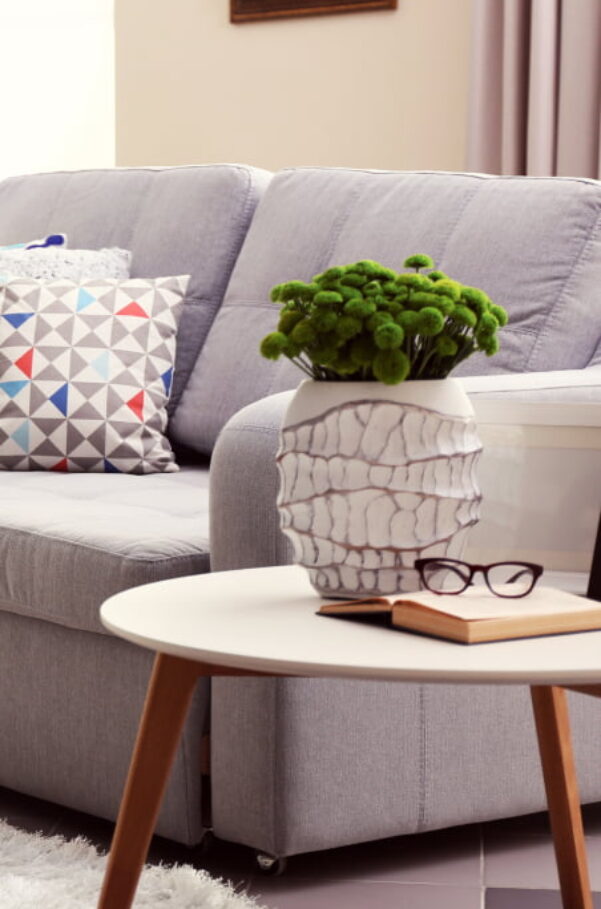 Contact Right thumb : Dr Michael Durkan